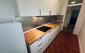 Accogliente Appartamento In Zona Ospedale